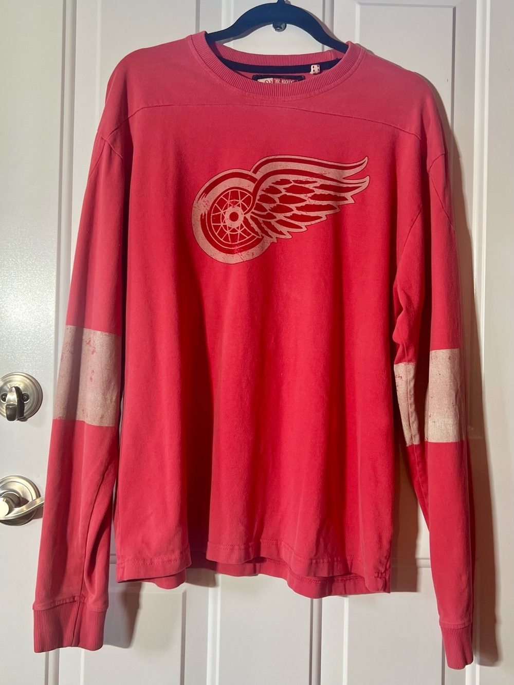 Red Jacket Gordie Howe Long Sleeve  Distressed Tee with Detroit Red Wings Logo